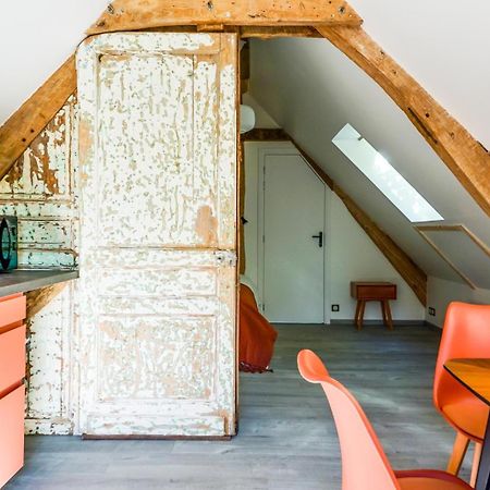 Bed and Breakfast Les Bobos A La Ferme La Madelaine-sous-Montreuil Экстерьер фото
