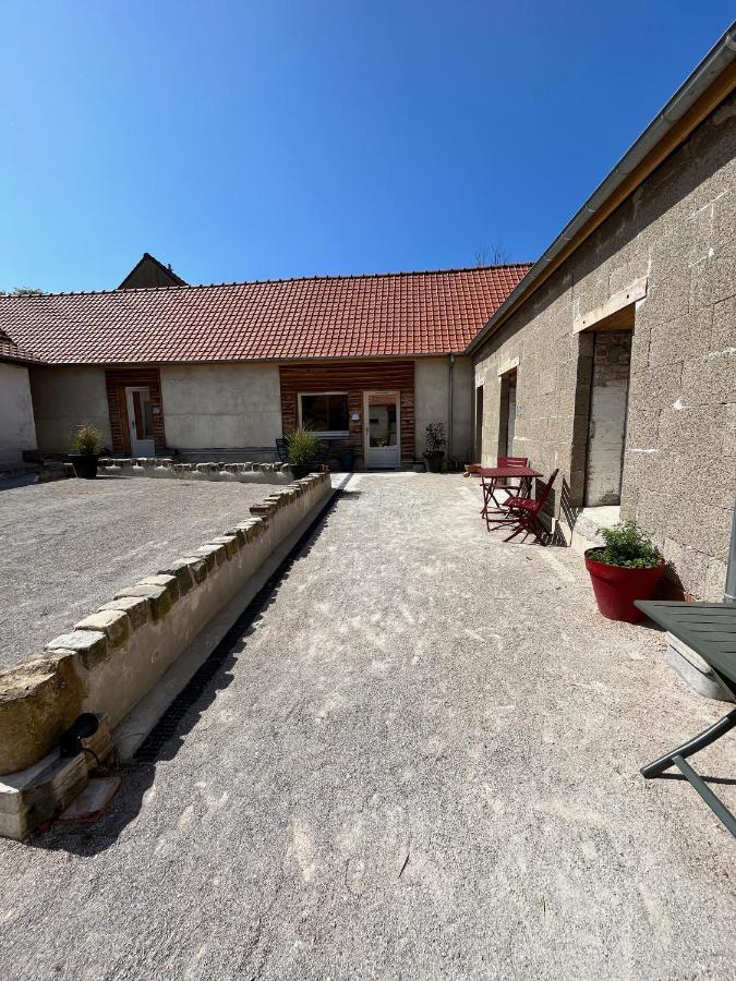 Bed and Breakfast Les Bobos A La Ferme La Madelaine-sous-Montreuil Экстерьер фото