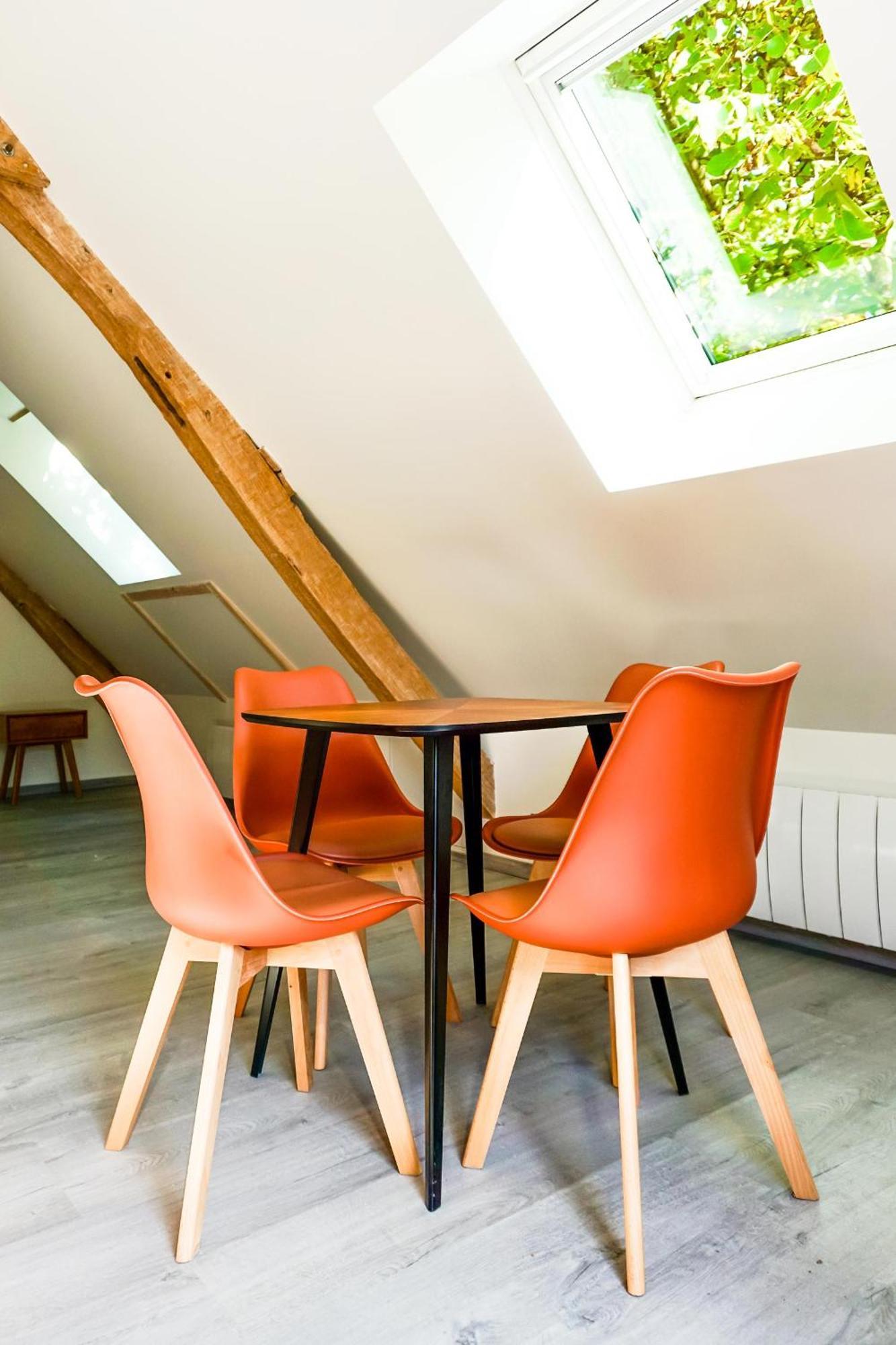 Bed and Breakfast Les Bobos A La Ferme La Madelaine-sous-Montreuil Экстерьер фото